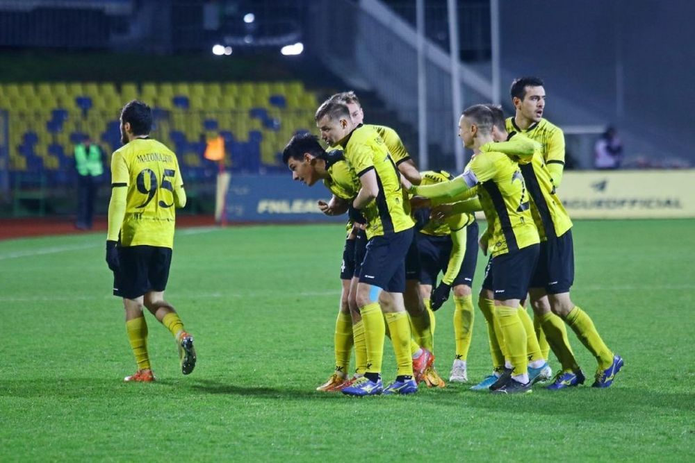 В «Волге» объяснили, почему отказались сыграть кубковой матч с «Зенитом» в Петербурге В «Волге» объяснили, почему отказались сыграть кубковой матч с «Зенитом» в Петербурге