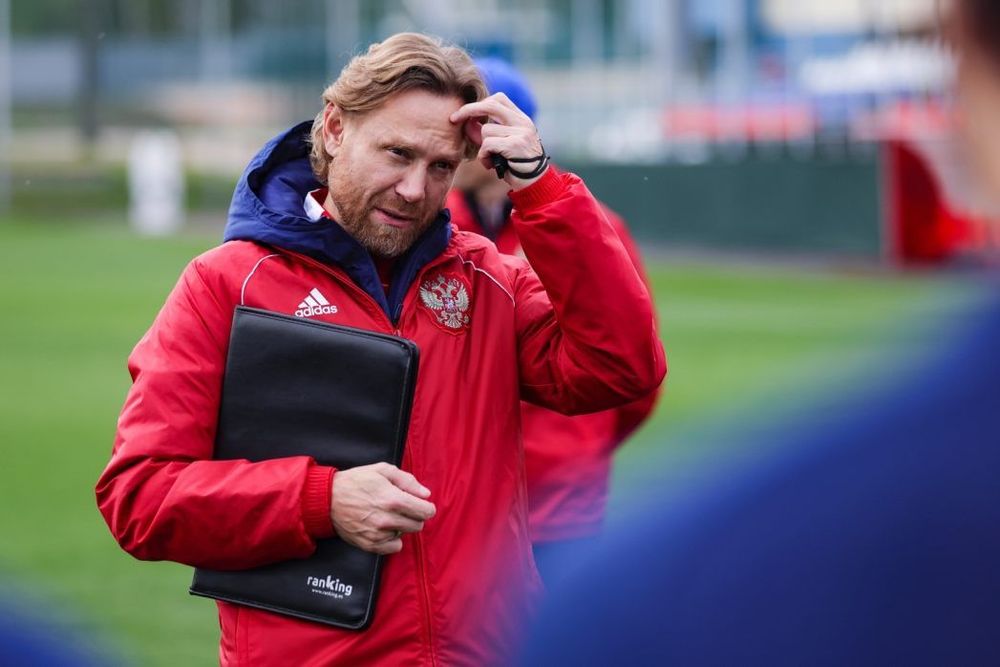 Радченко считает, что отстранение сборной России будет продолжаться до тех пор, пока не решатся политические вопросы