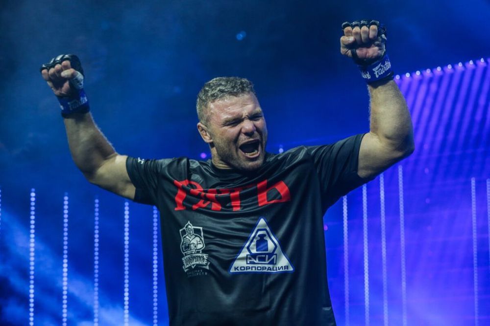 Двойной чемпион ONE FC Анатолий Малыхин: Отправлю де Риддера в страну «Толяндия»