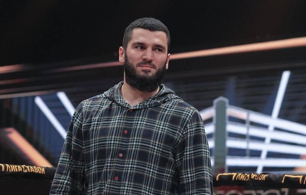 Рой Джонс назвал фаворита в бою Бивол-Бетербиев