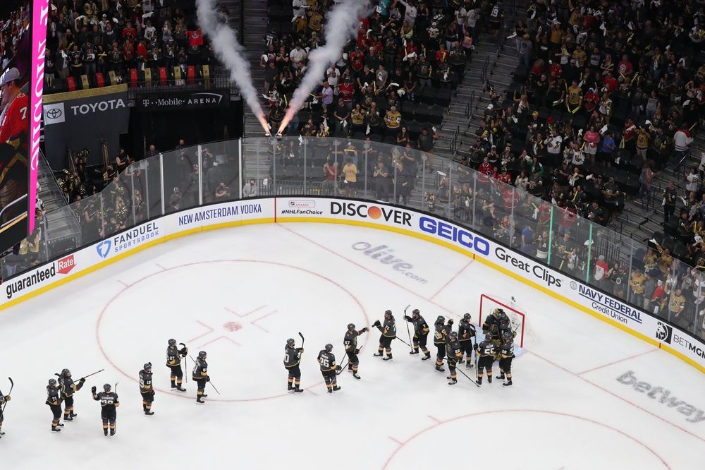 «Вегас» победил «Монреаль» в первой игре полуфинала Кубка Стэнли