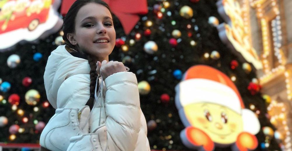 Щербакова сделала вращение на Красной площади