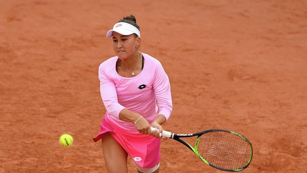 Камилла Рахимова не справилась с Мари Бузковой в полуфинале турнира в Боготе