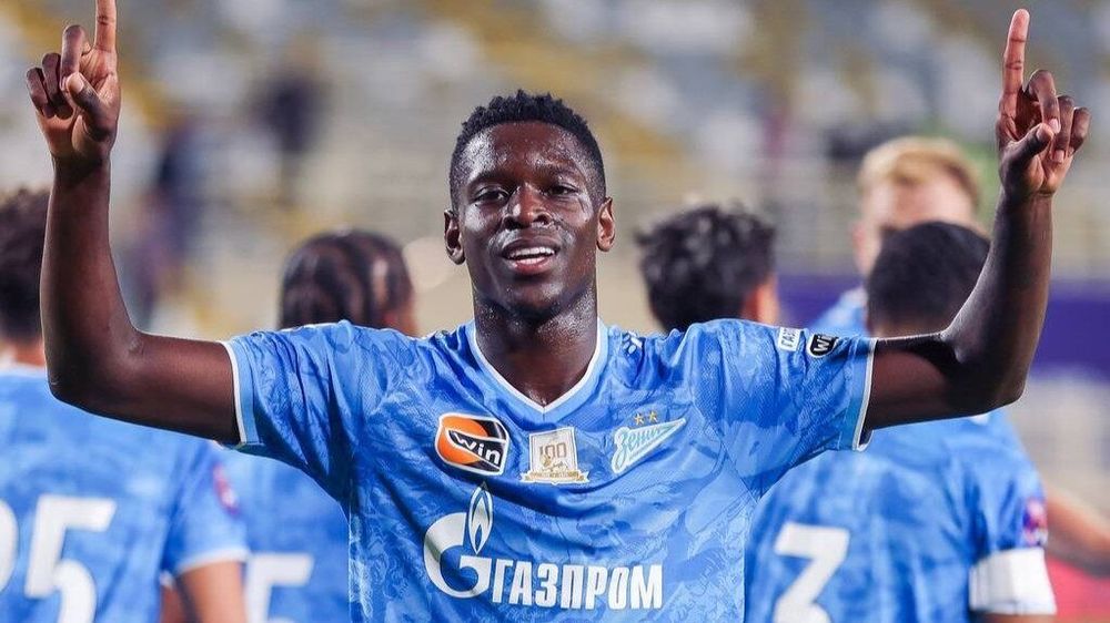 «Зенит» разгромил «Спартак» и выиграл Зимний кубок РПЛ