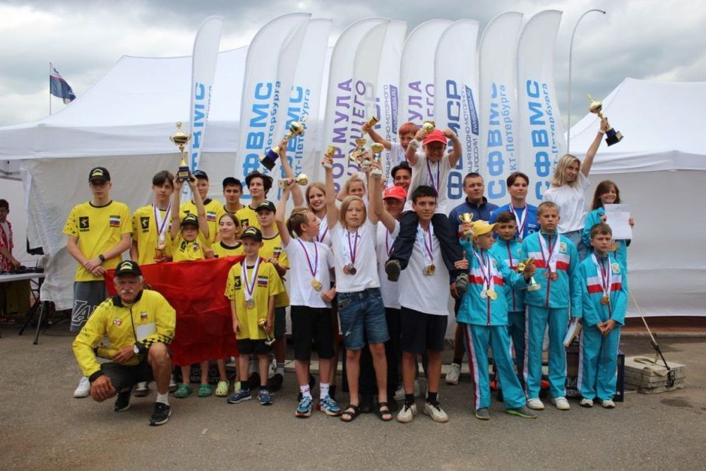 Сборная Санкт-Петербурга выиграла чемпионат России в классе «Формула будущего»