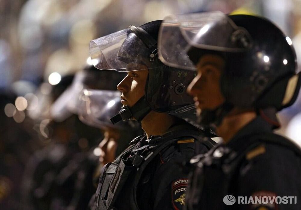 Четыре человека пострадали во время стычки фанатов в Воронеже Четыре человека пострадали во время стычки фанатов в Воронеже