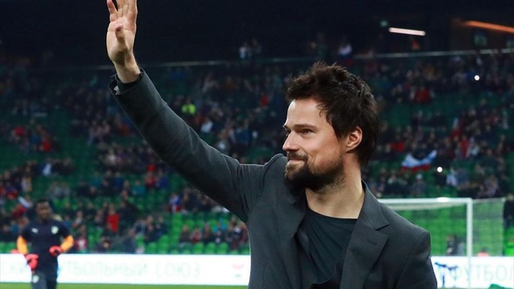 Данила Козловский нанесет первый удар по мячу в матче Россия – Бразилия