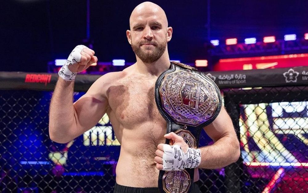Гольцов выиграл Гран-при PFL, задушив ученика Емельяненко в финале