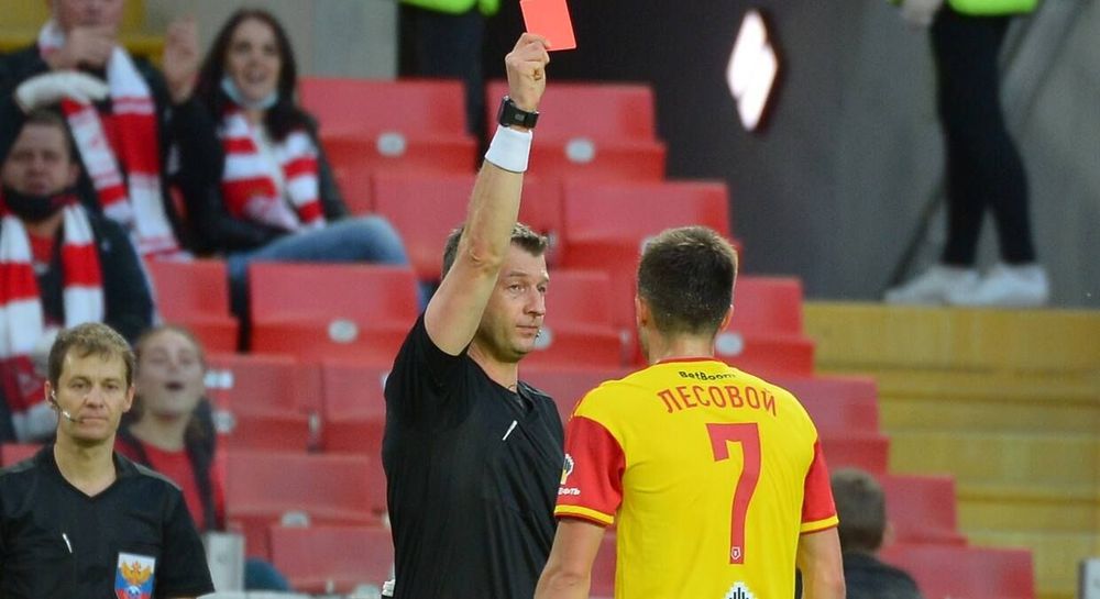 «Арсенал» требует проверить на полиграфе судью матча со «Спартаком»