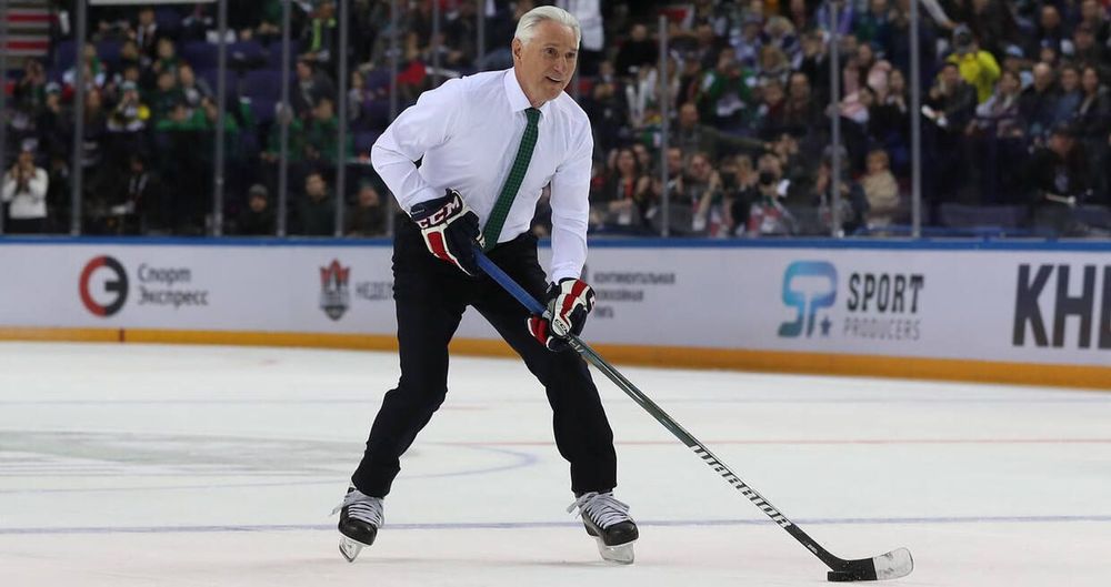 «Я благодарен всем, кто работал со мной в течение этих 14 лет». Зинэтула Билялетдинов ушел из «Ак Барса» «Я благодарен всем, кто работал со мной в течение этих 14 лет». Зинэтула Билялетдинов ушел из «Ак Барса»