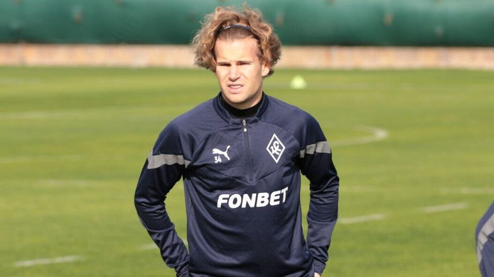 Печенин может перейти из «Крыльев Советов» в «Торпедо»