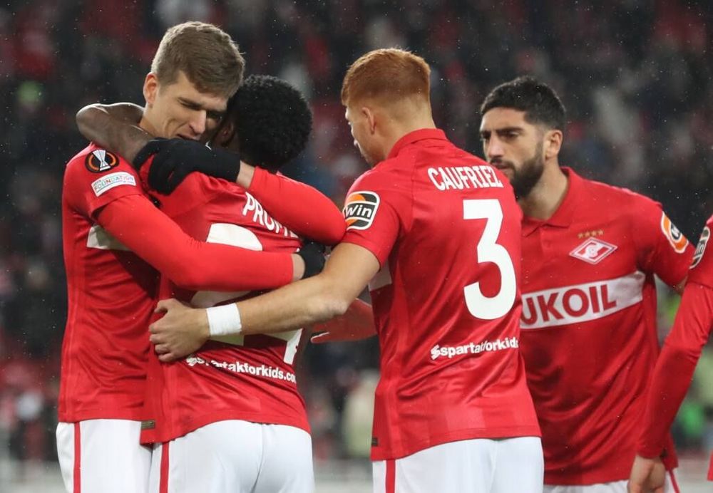 Экс-арбитр ФИФА прокомментировал решение об отмене пенальти в матче «Спартак»-«Краснодар» Экс-арбитр ФИФА прокомментировал решение об отмене пенальти в матче «Спартак»-«Краснодар»