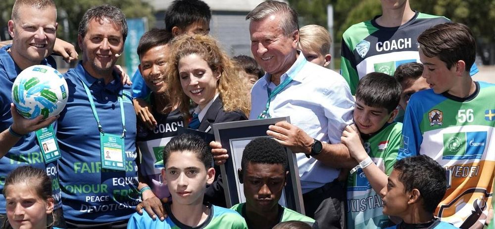 «Футбол для дружбы» установил новый мировой рекорд: самый многонациональный урок футбола на планете