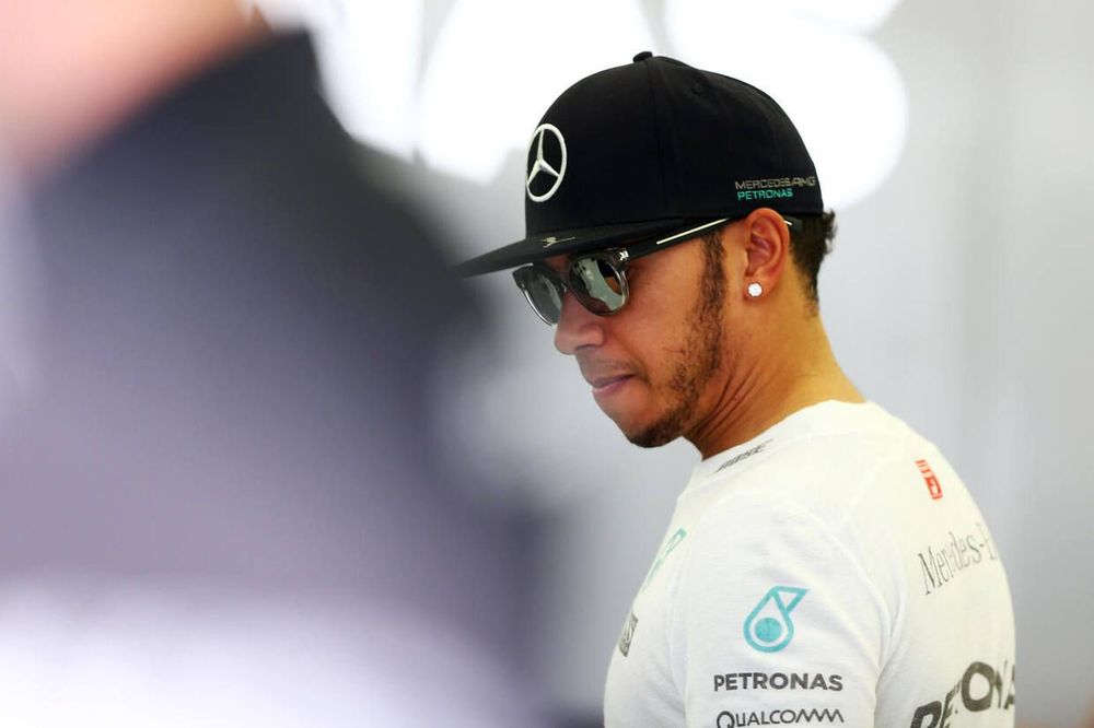 Хэмилтон — первый на тренировке перед Гран-при Монако, Квят опять медленнее «Ред Булла»