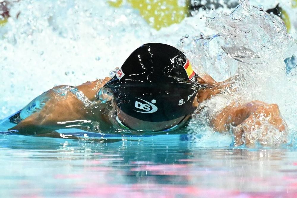 FINA ужесточила требования к участию в соревнованиях трансгендеров