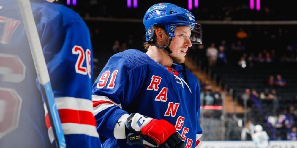 Тарасенко поделился впечатлениями от дебюта за «Рейнджерс» Тарасенко поделился впечатлениями от дебюта за «Рейнджерс»