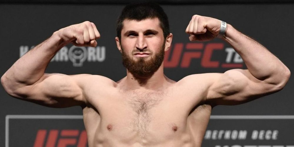 Анкалаев и Блахович не смогли разыграть пояс чемпиона UFC