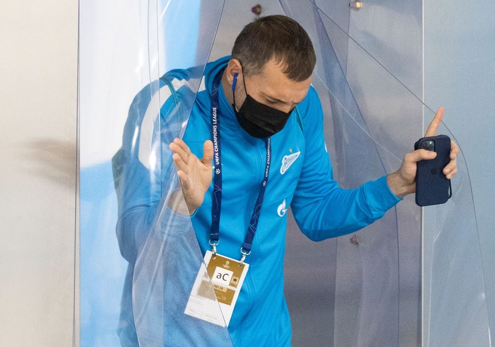 Кержаков, Дзюба и Клаудиньо вошли в стартовый состав на матч против «Мальмё» Кержаков, Дзюба и Клаудиньо вошли в стартовый состав на матч против «Мальмё»