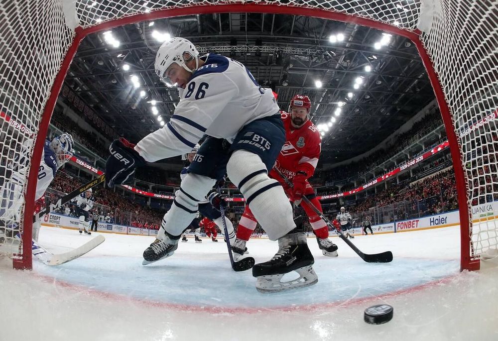 «Спартак» вырвал победу у «Динамо», проигрывая 0:3 по ходу матча