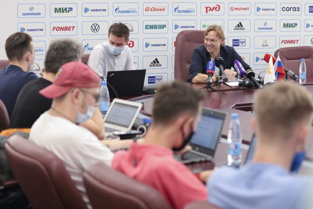 Мостовой был в шоке, когда увидел список сборной на сентябрьские матчи Мостовой был в шоке, когда увидел список сборной на сентябрьские матчи