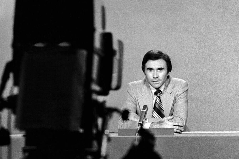 «Ликyйте и pадyйтесь жизни в это бездаpное вpемя». Лучшие цитаты из репортажей Владимира Маслаченко