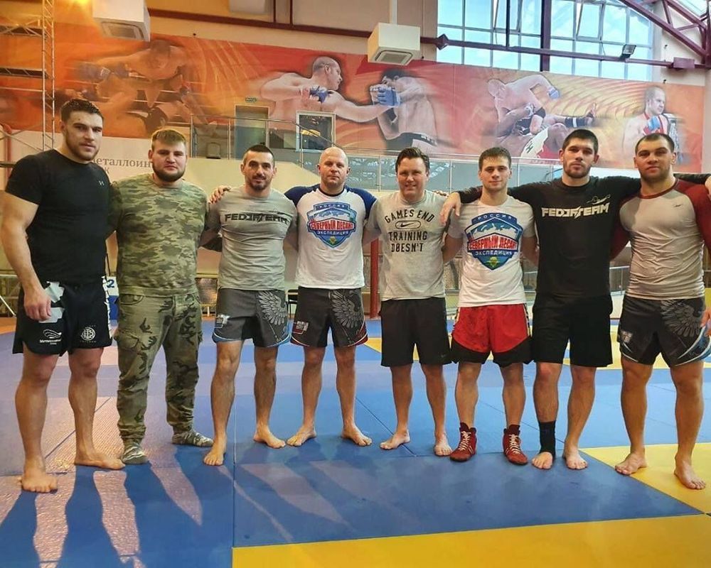 Стало известно, почему Емельяненко обязательно проведет бой до конца года Стало известно, почему Емельяненко обязательно проведет бой до конца года
