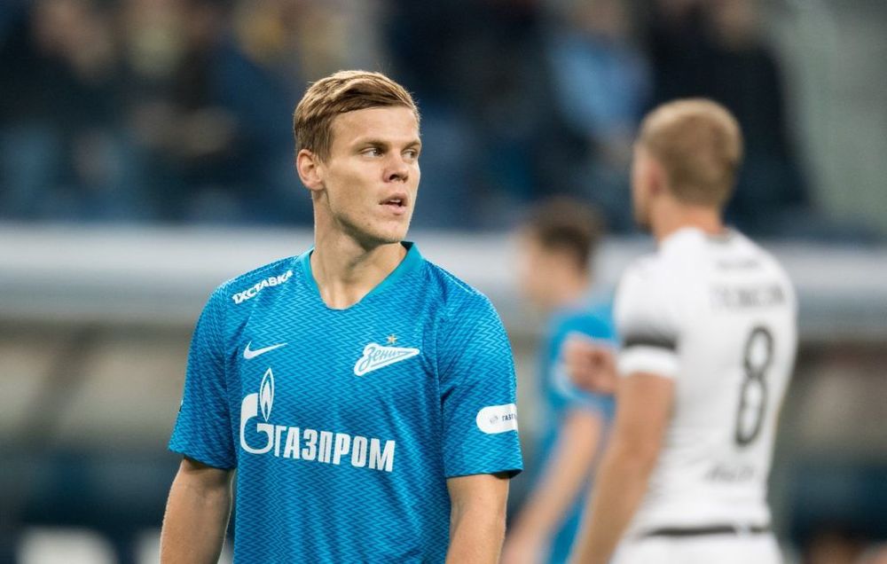 Кокорин в «Зените» получает зарплату, равную МРОТ