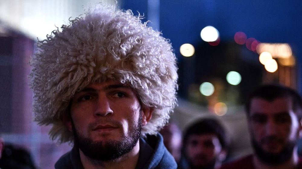 Нурмагомедов ответил на пост бывшего тренера «Зенита» в папахе