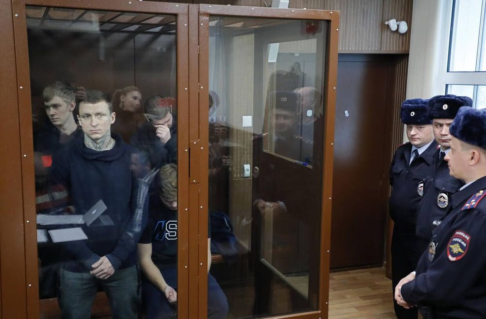 Жена Мамаева сказала, что большие деньги «срывают башню». От этого и чувство безнаказанности