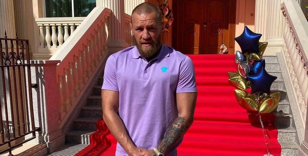 Макгрегор «зарезервировал» титул чемпиона в легком весе