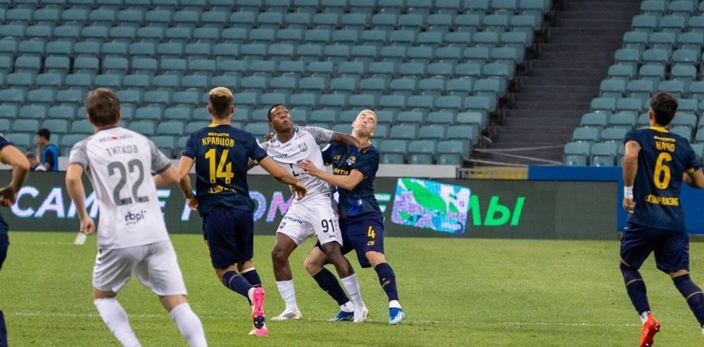 В «Сочи» отметили, что Морено не будет уволен до матча со «Спартаком»