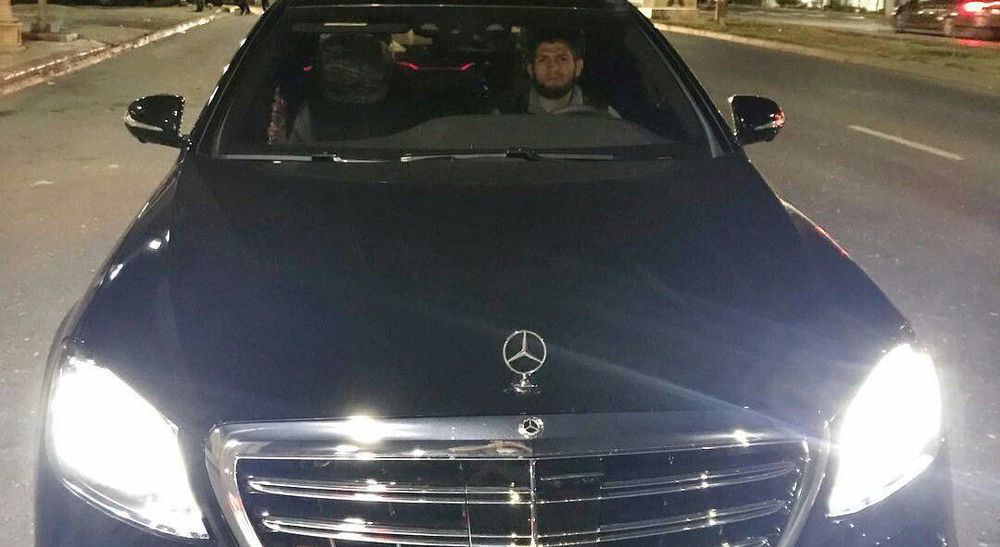 Хабиб Нурмагомедов встретился с Рамзаном Кадыровым и получил «Мерседес»