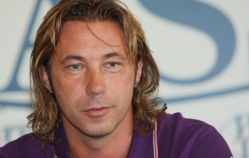 Генеральный директор «Енисея» хотел бы видеть Мостового в тренерском штабе Генеральный директор «Енисея» хотел бы видеть Мостового в тренерском штабе