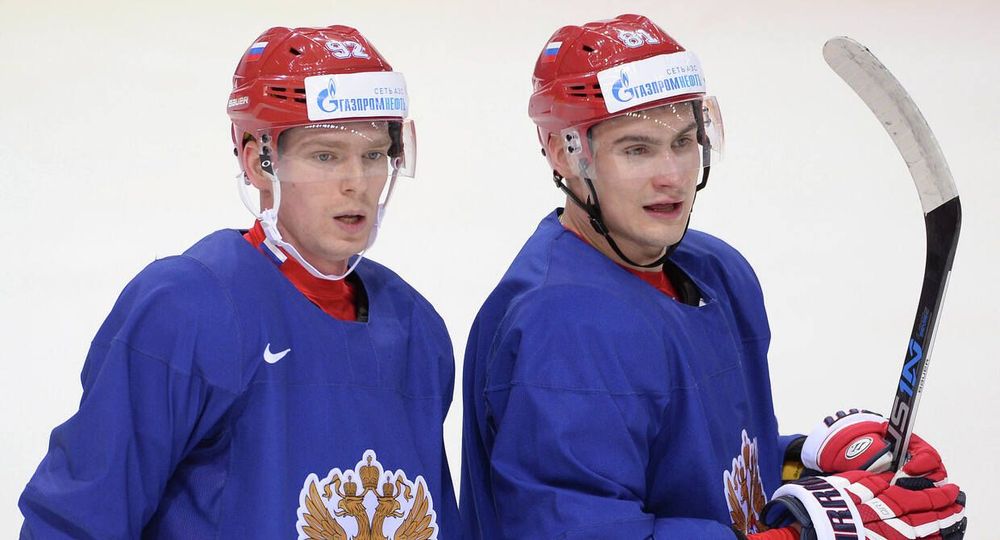 Кузнецов и Орлов прибыли в расположение сборной России