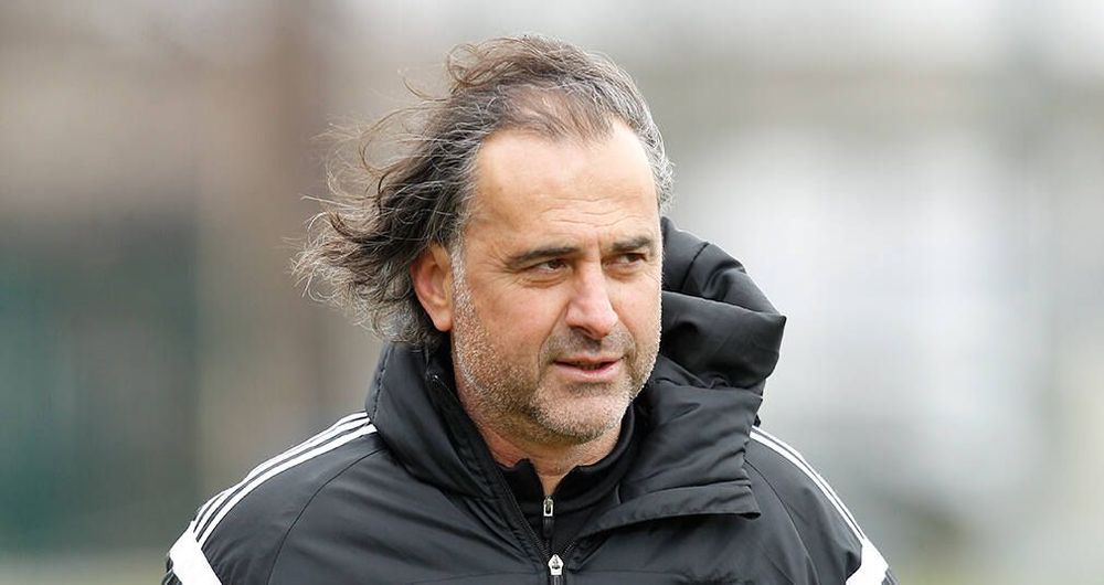 «Крылья Советов» не планируют увольнять Божовича