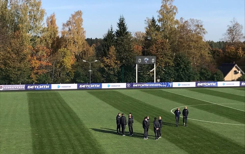 «Ленинградец» по пенальти обыграл «Чертаново» в Кубке России