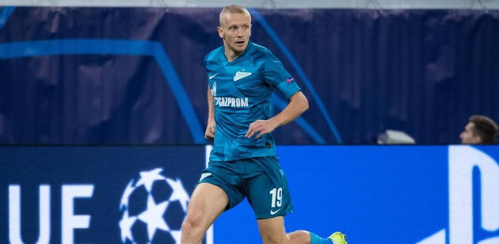 Стало известно, что произошло со Смольниковым. Речь не идет о переломе Стало известно, что произошло со Смольниковым. Речь не идет о переломе