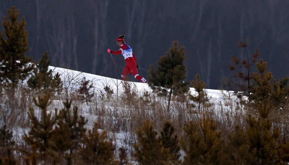 Непряева выиграла третью гонку чемпионата России подряд