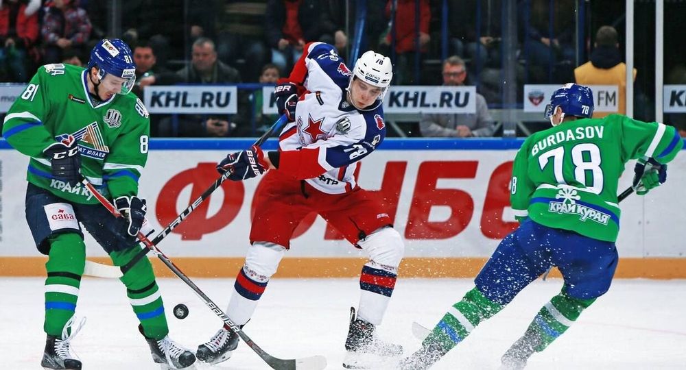 «Салават Юлаев» сравнял счет в матче с ЦСКА, но судьи отменили гол «Салават Юлаев» сравнял счет в матче с ЦСКА, но судьи отменили гол