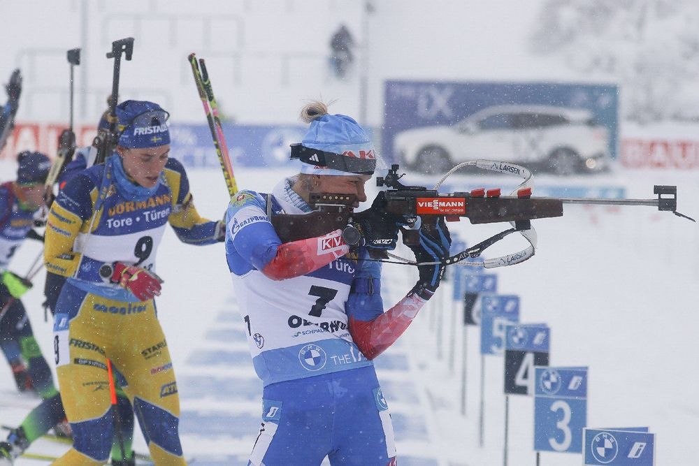 Российские биатлонистки взяли бронзу в эстафете на Кубке мира