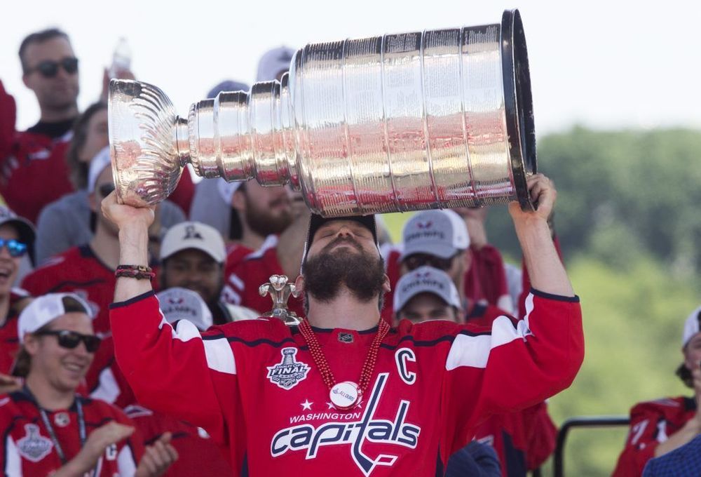 Президент «Вашингтона» обратился к Овечкину после его 800-го гола в НХЛ Президент «Вашингтона» обратился к Овечкину после его 800-го гола в НХЛ