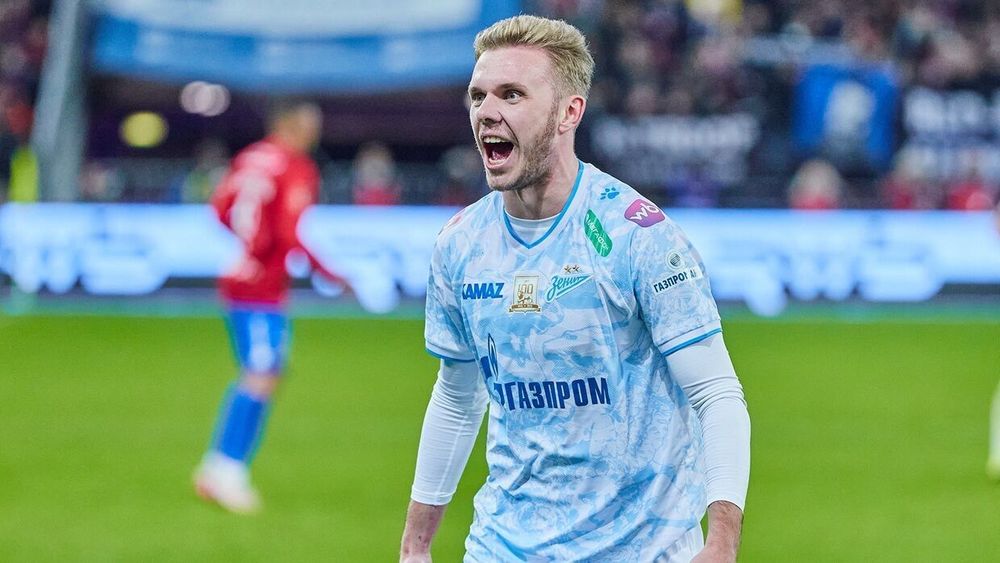 Глушенков хочет уйти из «Зенита». Слухи о конфликте с Семаком могут оказаться правдой