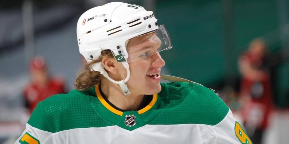 Капризов забил решающий гол в победном матче «Миннесоты» над «Анахаймом» Капризов забил решающий гол в победном матче «Миннесоты» над «Анахаймом»