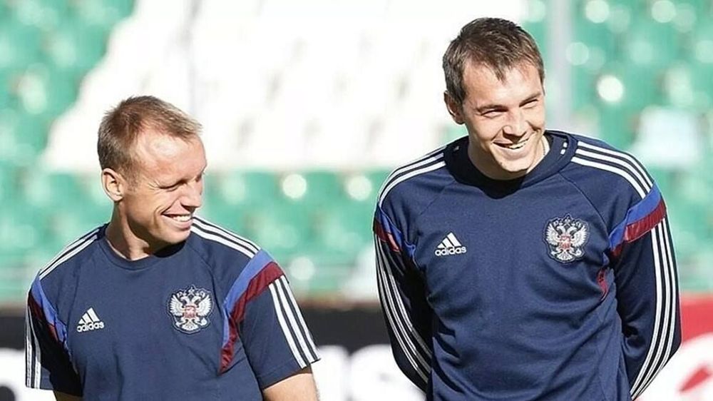 Дзюба и Глушаков могут стать игроками «Пари НН» Дзюба и Глушаков могут стать игроками «Пари НН»