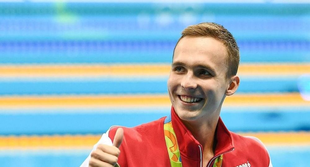 Антон Чупков завоевал золото на дистанции 200 метров брасом на ЧЕ в Глазго Антон Чупков завоевал золото на дистанции 200 метров брасом на ЧЕ в Глазго