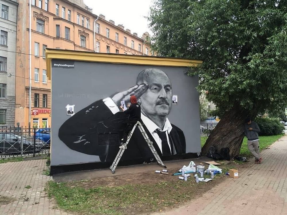 Куда исчез палец Станислава Черчесова, а потом и он сам?