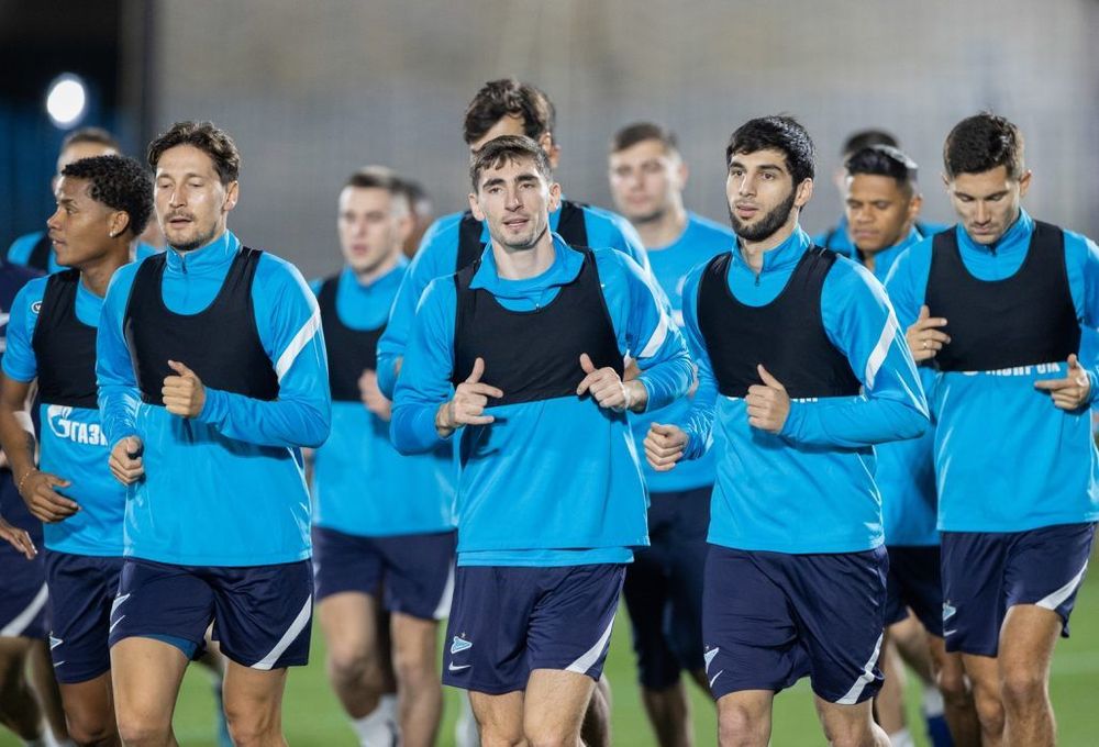 Аршавин: Не хочу комментировать каждое сообщение Салиховой Аршавин: Не хочу комментировать каждое сообщение Салиховой