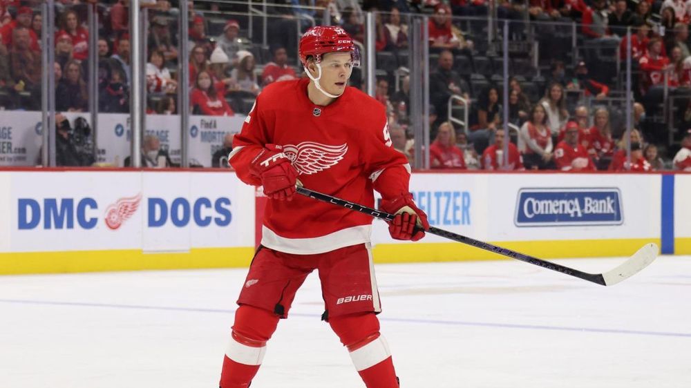 Наместников подписал двухлетний контракт с «Виннипегом» Наместников подписал двухлетний контракт с «Виннипегом»