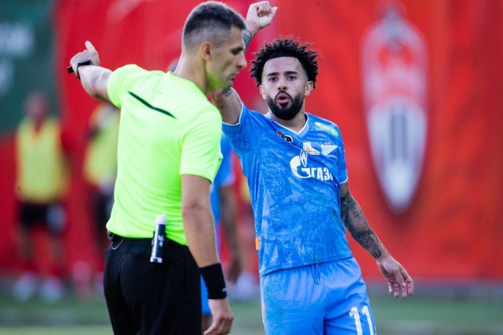 РФС смягчил наказание за нецензурную брань в адрес судей, сообщил Каманцев