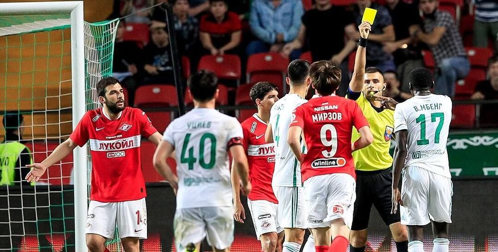 «Ахмат» уволил сотрудника стадиона, оскорбившего арбитра матча со «Спартаком»